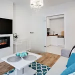 Cracow Wawrzynca By Renters קרקוב