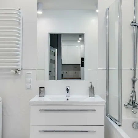 Apartment Cracow Wawrzynca By Renters Krakow