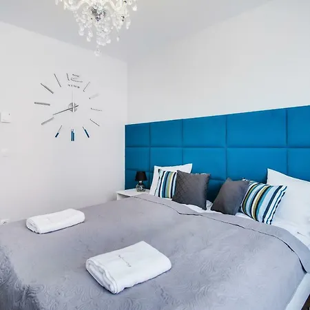 Апартаменты Cracow Wawrzynca By Renters Краков