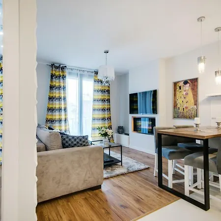 Apartment Cracow Wawrzynca By Renters Krakow