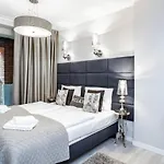 Cracow Wawrzynca By Renters *