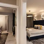 Cracow Wawrzynca By Renters كراكوفيا