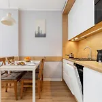 Cracow Wawrzynca By Renters Краков