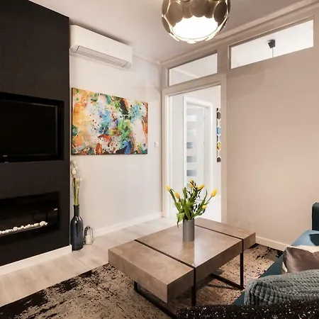 아파트 Cracow Wawrzynca By Renters 크라쿠프